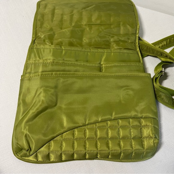 Lug Green Quilted Crossbody Bag. Many compartments - Picture 4 of 7